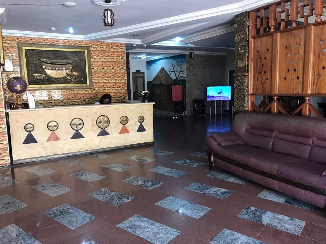Ampomaah Hotel Άκρα Εξωτερικό φωτογραφία