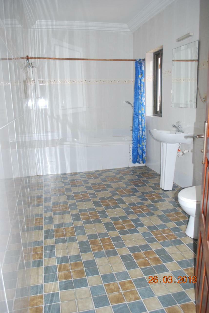 Ampomaah Hotel Άκρα Εξωτερικό φωτογραφία